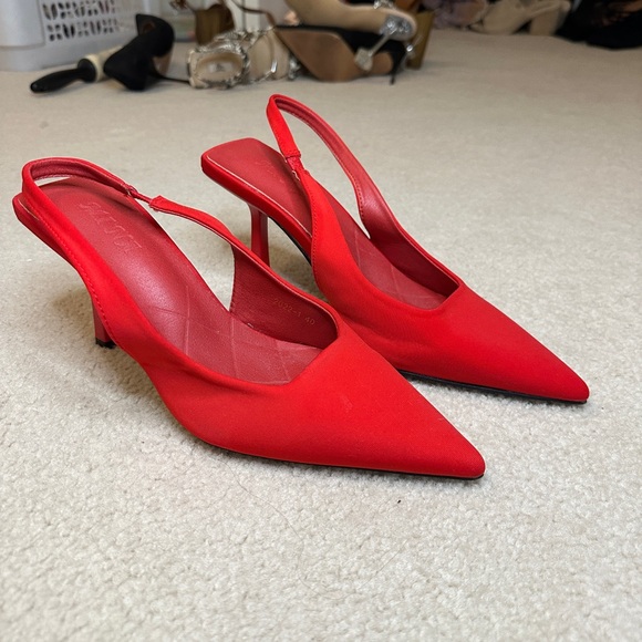 Red strappy sling backs Size 40 - Picture 2 of 5